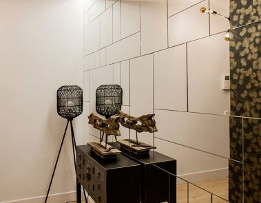 Detalle recibidor reforma integral Chamberí